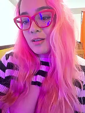 Snapshot of Nova-Satela chatting on January 7, 2026, 5:40 pm Nova-Satela online show from January 7, 2026, 5:40 pm