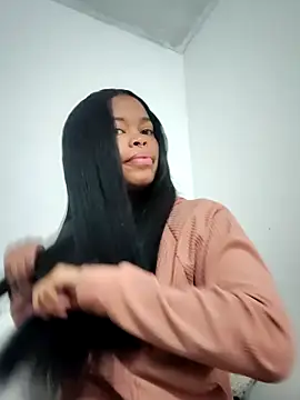 Snapshot of shenna_brunette chatting on January 6, 2026, 1:37 pm shenna brunette online show from January 6, 2026, 1:37 pm