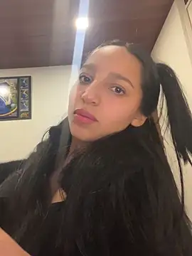 Snapshot of Eve_Ritz chatting on February 17, 2026, 4:21 am Eve Ritz online show from February 17, 2026, 4:21 am