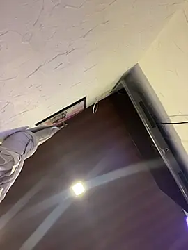 Snapshot of Eve_Ritz chatting on March 7, 2026, 4:19 am Eve Ritz online show from March 7, 2026, 4:19 am