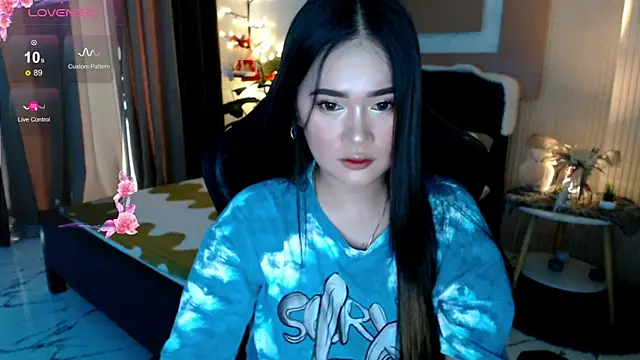 simplykhate online show from May 14, 2026, 3:14 am
