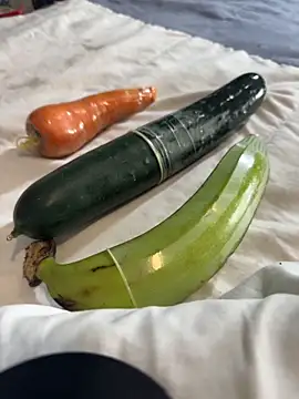 Snapshot of dani_bela chatting on February 24, 2026, 2:12 am dani bela online show from February 24, 2026, 2:12 am