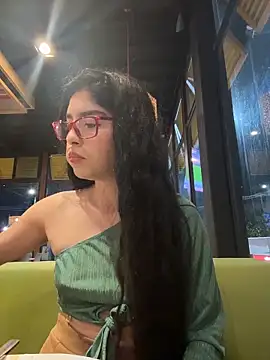 Snapshot of dani_bela chatting on February 10, 2026, 12:31 am dani bela online show from February 10, 2026, 12:31 am