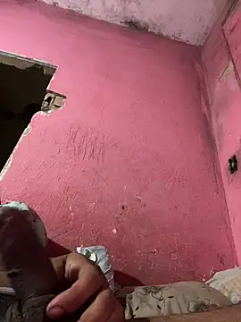 Snapshot of luisaikxbh chatting on March 4, 2026, 4:09 am luisaikxbh online show from March 4, 2026, 4:09 am