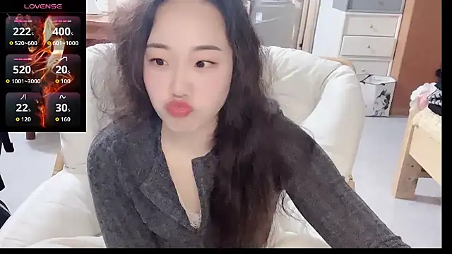 Misszhen-u online show from March 1, 2026, 6:35 am