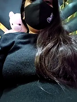 couple fun  online show from February 7, 2026, 8:06 pm