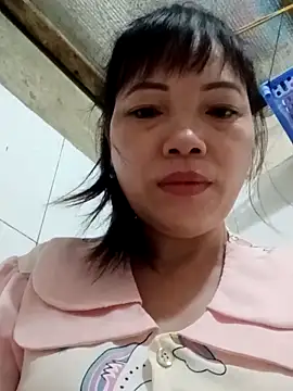 Snapshot of Sana-vn chatting on April 2, 2026, 6:25 pm Sana-vn online show from April 2, 2026, 6:25 pm