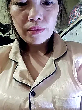 Snapshot of Sana-vn chatting on March 8, 2026, 5:38 pm Sana-vn online show from March 8, 2026, 5:38 pm