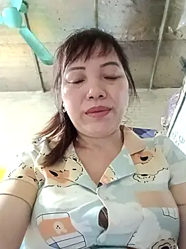 Snapshot of Sana-vn chatting on April 24, 2026, 1:46 pm Sana-vn online show from April 24, 2026, 1:46 pm
