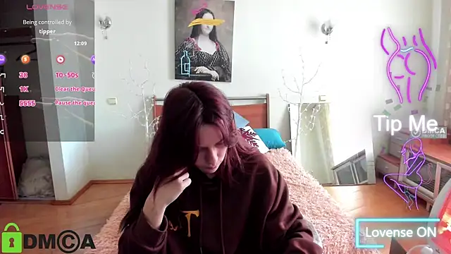 Snapshot of Lily_Viola chatting on April 28, 2026, 7:57 am Lily Viola online show from April 28, 2026, 7:57 am