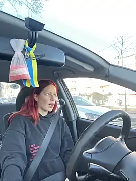 Snapshot of Lily_Viola chatting on March 6, 2026, 6:19 am Lily Viola online show from March 6, 2026, 6:19 am