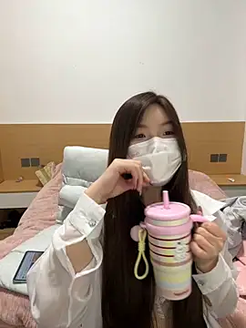 Snapshot of _xiaoxinxin_ chatting on March 3, 2026, 8:32 am xiaoxinxin online show from March 3, 2026, 8:32 am