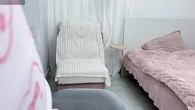 Snapshot of _xiaoxinxin_ chatting on April 4, 2026, 3:18 pm xiaoxinxin online show from April 4, 2026, 3:18 pm