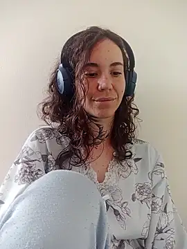 Snapshot of Dirty_Pink chatting on February 16, 2026, 12:48 pm Dirty Pink online show from February 16, 2026, 12:48 pm