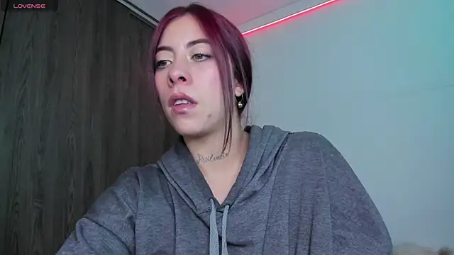 Snapshot of maazikeenx chatting on January 9, 2026, 9:44 pm maazikeenx online show from January 9, 2026, 9:44 pm