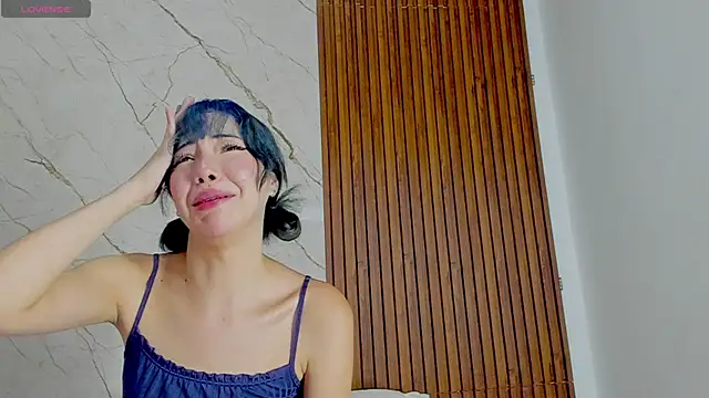 diana santy online show from July 10, 2026, 9:59 pm