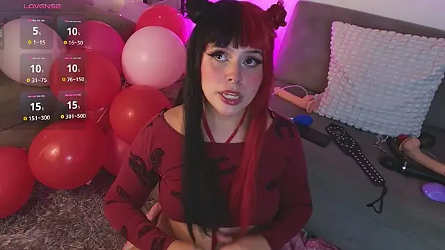 Snapshot of swaghoe_ chatting on February 19, 2026, 6:32 am swaghoe online show from February 19, 2026, 6:32 am