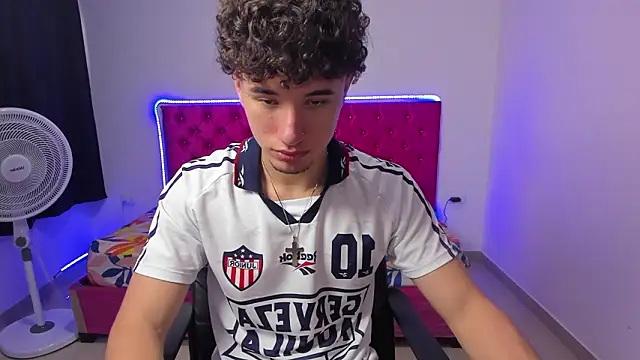 Snapshot of jean_burns chatting on February 4, 2026, 7:31 pm jean burns online show from February 4, 2026, 7:31 pm