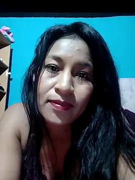 Snapshot of Saraa_xx chatting on February 24, 2026, 6:03 am Saraa xx online show from February 24, 2026, 6:03 am