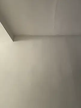 TaylorrHill online show from April 15, 2026, 8:09 pm