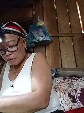Snapshot of Agnes-baby chatting on July 17, 2026, 2:42 am Agnes-baby online show from July 17, 2026, 2:42 am