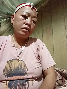 Snapshot of Agnes-baby chatting on July 18, 2026, 10:18 pm Agnes-baby online show from July 18, 2026, 10:18 pm