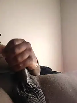 daddyreese313 online show from April 1, 2026, 4:04 pm