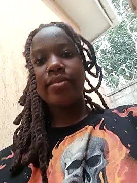 Snapshot of Bootyful_me chatting on February 6, 2026, 7:48 am Bootyful me online show from February 6, 2026, 7:48 am