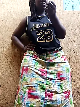 Snapshot of Bootyful_me chatting on February 8, 2026, 6:22 am Bootyful me online show from February 8, 2026, 6:22 am