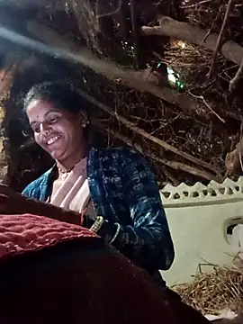 Snapshot of Manvi_hote chatting on January 16, 2026, 2:04 am Manvi hote online show from January 16, 2026, 2:04 am