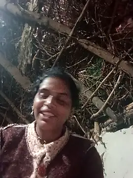 Snapshot of Manvi_hote chatting on January 18, 2026, 1:31 am Manvi hote online show from January 18, 2026, 1:31 am