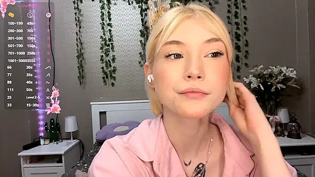 LlsabethHaze online show from February 17, 2026, 2:14 pm