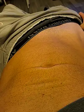 alexi1015 online show from February 28, 2026, 9:58 pm