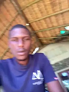 Snapshot of kwandero1234 chatting on February 5, 2026, 10:33 am kwandero1234 online show from February 5, 2026, 10:33 am