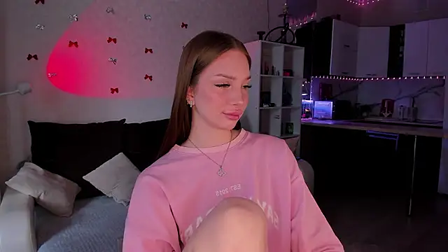 LababyAlice online show from February 4, 2026, 4:07 am