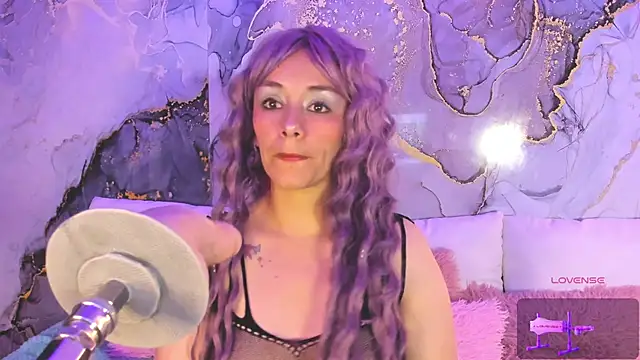 Emmayourgirl online show from April 10, 2026, 2:29 am