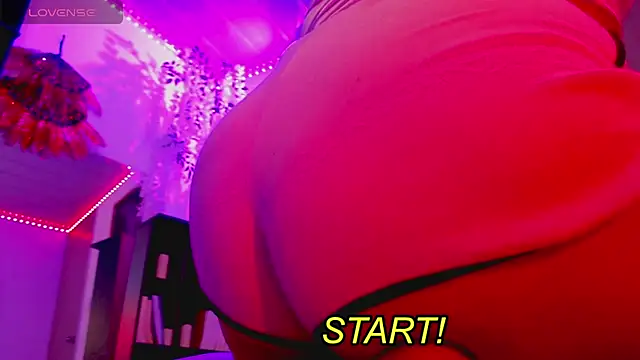 Snapshot of Sweet_lenna chatting on February 10, 2026, 9:14 pm Sweet lenna online show from February 10, 2026, 9:14 pm