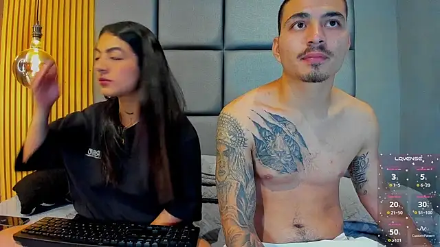 Snapshot of ZOE_GIANLUCA chatting on February 5, 2026, 11:22 pm ZOE GIANLUCA online show from February 5, 2026, 11:22 pm