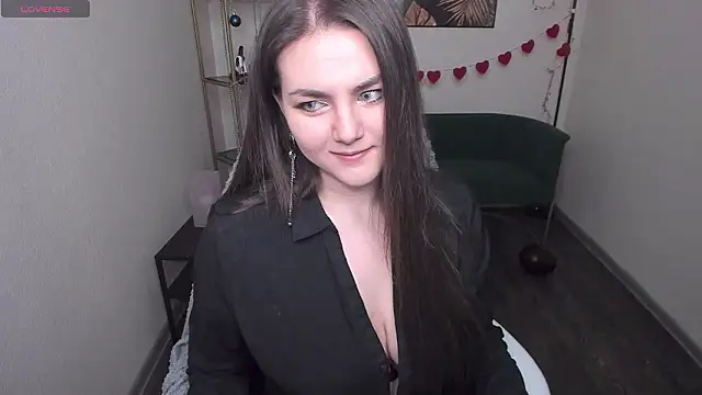 Snapshot of ScarletMur chatting on February 26, 2026, 4:07 pm ScarletMur online show from February 26, 2026, 4:07 pm