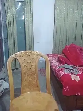 Snapshot of momo_loves chatting on February 28, 2026, 12:49 pm momo loves online show from February 28, 2026, 12:49 pm