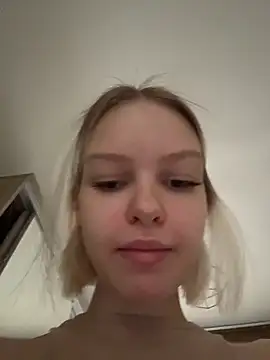 AshleyMur online show from May 13, 2026, 6:09 am