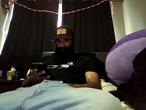 Snapshot of JerkingToy52 chatting on May 20, 2026, 5:21 pm JerkingToy52 online show from May 20, 2026, 5:21 pm