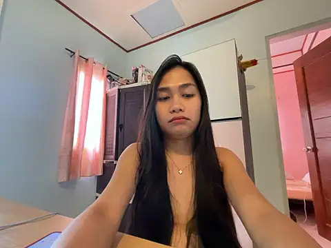 Snapshot of Mira_Janee chatting on February 9, 2026, 3:37 am Mira Janee online show from February 9, 2026, 3:37 am