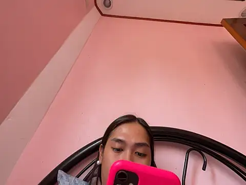 Snapshot of Mira_Janee chatting on February 12, 2026, 7:30 am Mira Janee online show from February 12, 2026, 7:30 am