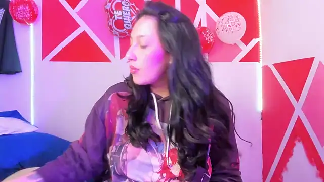 abril onnel online show from February 24, 2026, 7:15 pm