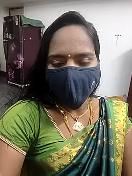 Tamil Hot Divya online show from February 4, 2026, 1:06 pm