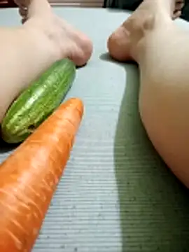 Snapshot of LINSA20 chatting on February 28, 2026, 3:22 pm LINSA20 online show from February 28, 2026, 3:22 pm