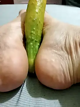 Snapshot of LINSA20 chatting on February 24, 2026, 2:40 pm LINSA20 online show from February 24, 2026, 2:40 pm