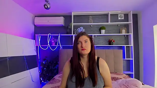 Snapshot of StephieRousee chatting on February 5, 2026, 6:42 am StephieRousee online show from February 5, 2026, 6:42 am