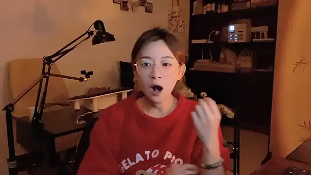 Snapshot of Xiaojuzi- chatting on April 8, 2026, 1:23 pm Xiaojuzi- online show from April 8, 2026, 1:23 pm